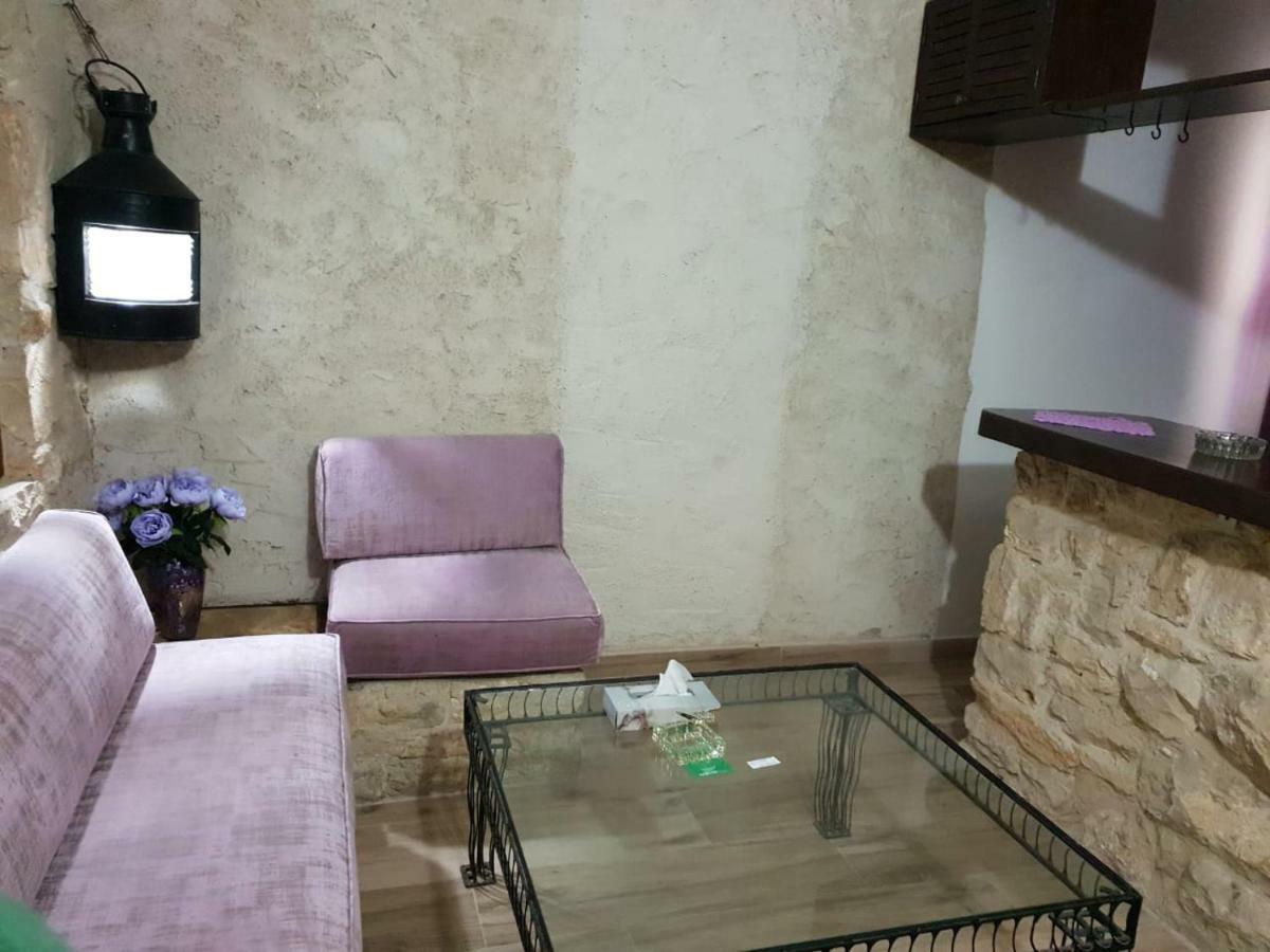 Ahiram Hotel Byblos Exteriör bild